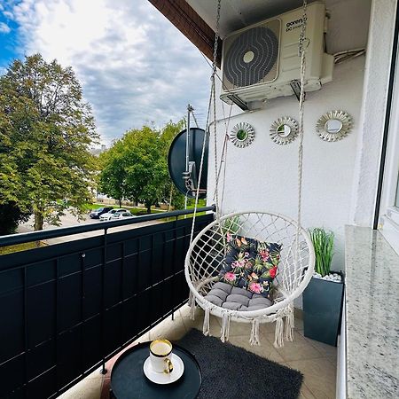 Apartment "Mimoza 1" Self Check-In, Self Check-Out Otocac Exterior photo